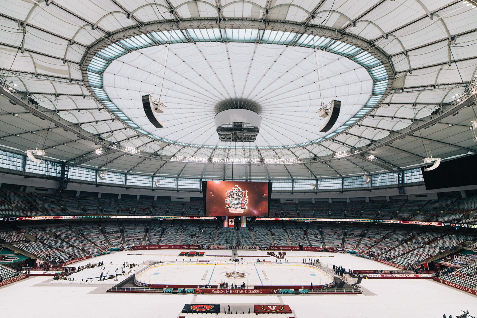 canucks-bc-place-pregame-heritage-classic