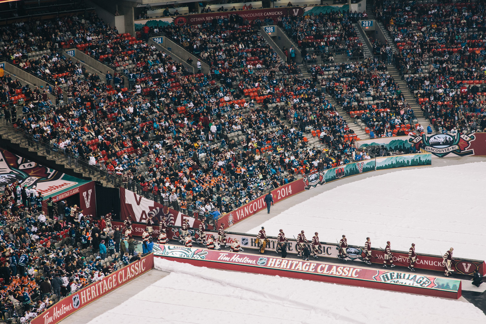 canucks-bc-place-entrance-vancouver-heritage-classic