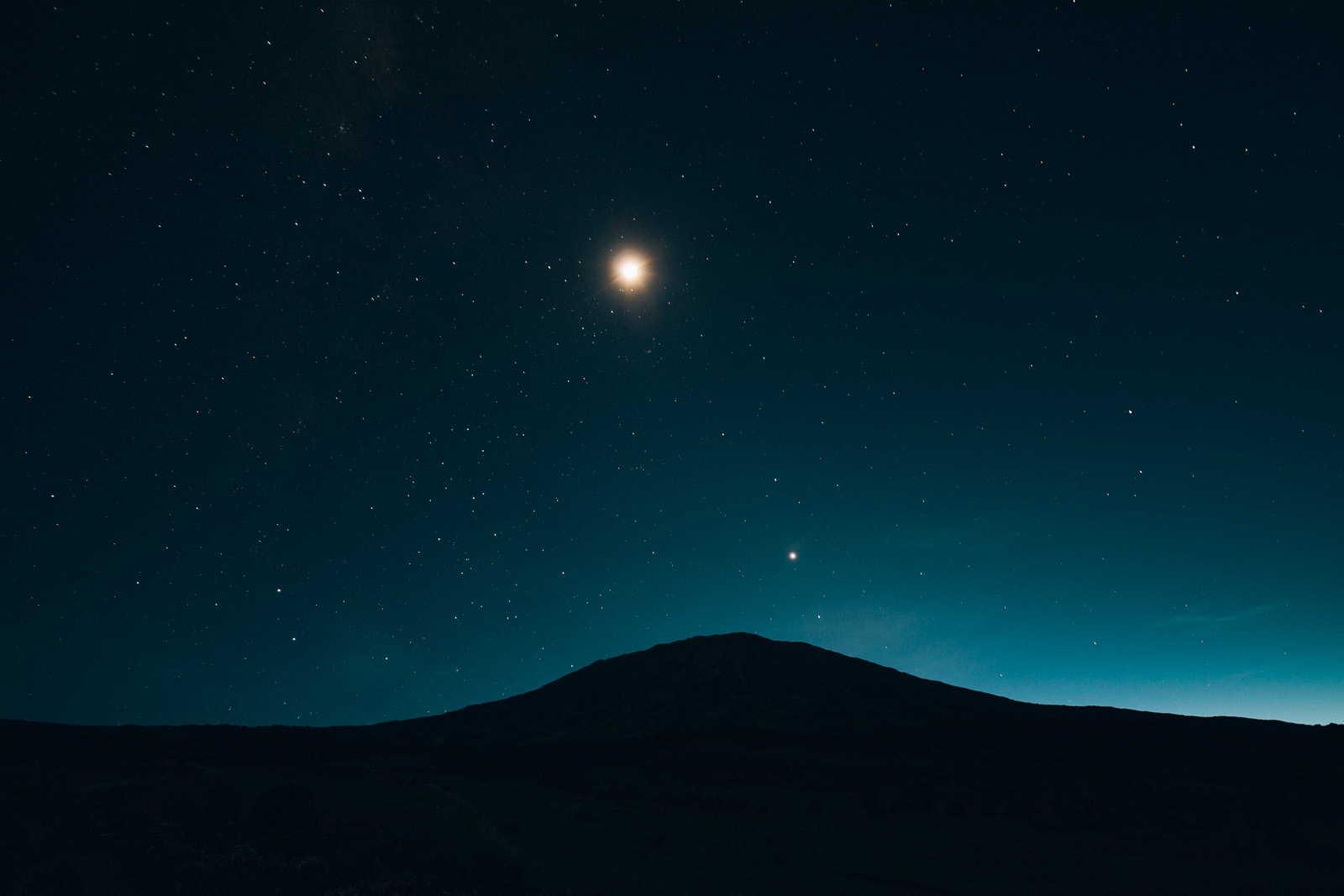 kilimanjaro-dusk-moon